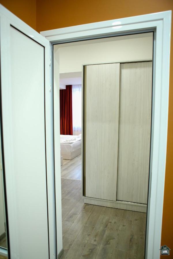Guest House In غيومري المظهر الخارجي الصورة