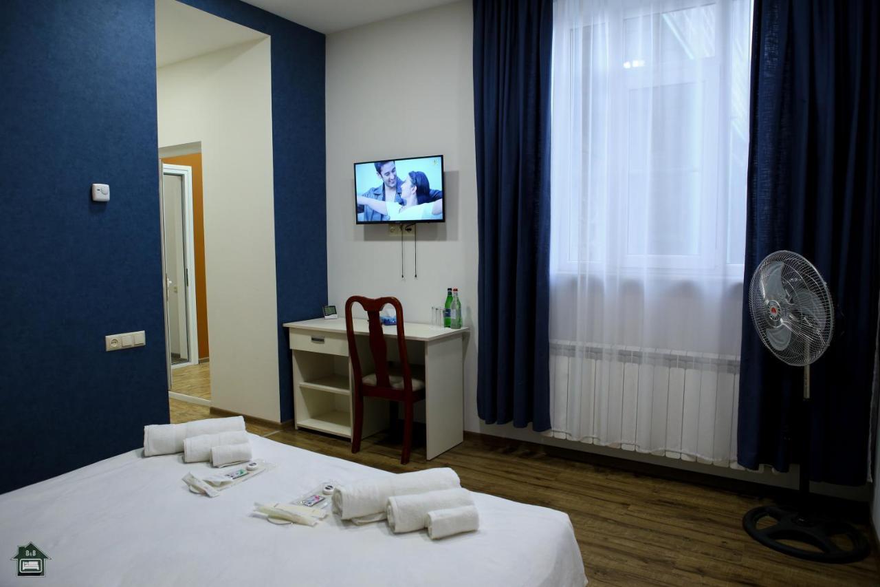 Guest House In غيومري المظهر الخارجي الصورة
