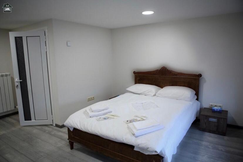 Guest House In غيومري المظهر الخارجي الصورة