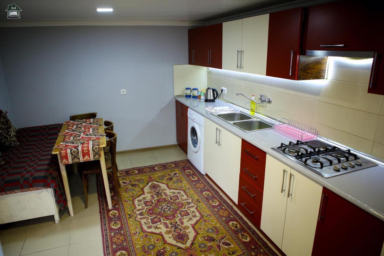 Guest House In غيومري المظهر الخارجي الصورة