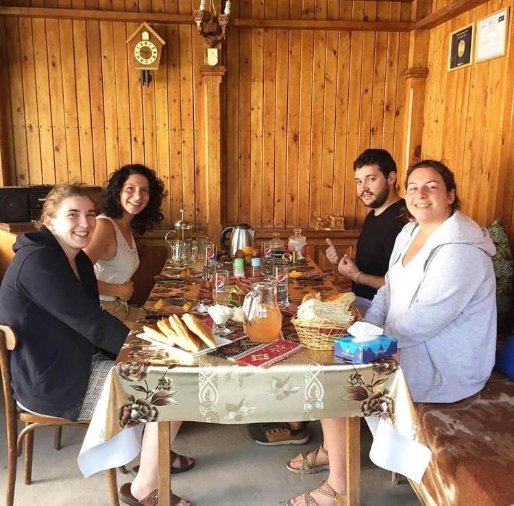 Guest House In غيومري المظهر الخارجي الصورة